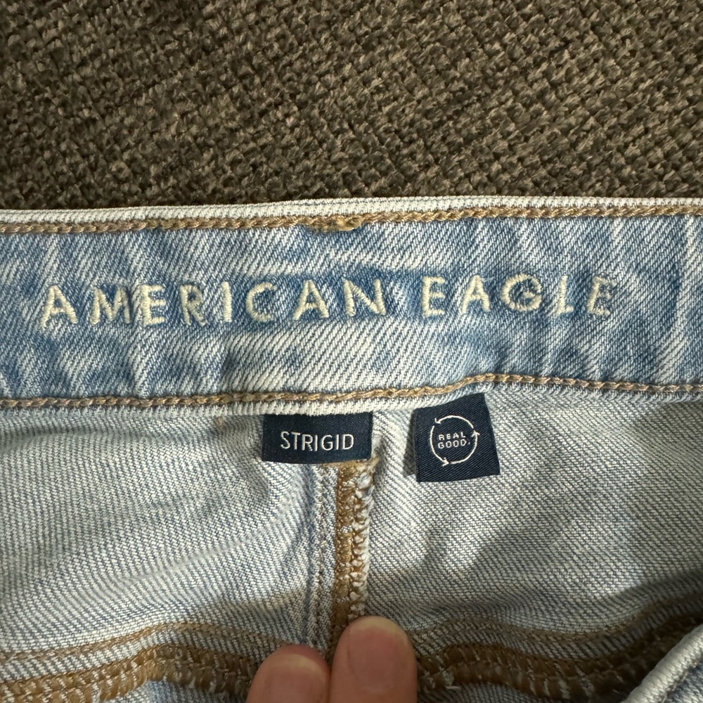 American eagle mom jeans